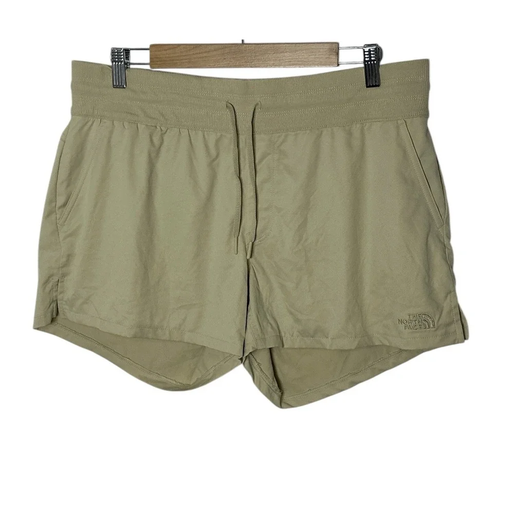 The North‎ Face Aphrodite Motion Shorts Women's Large Beige Pockets Atheisure - Picture 2 of 8